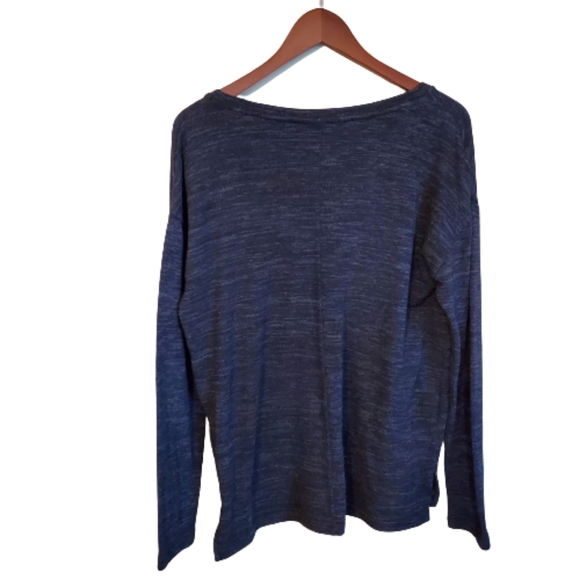 *2 For $30* Women's Roots long sleeve sweater, size M - Picture 2 of 6